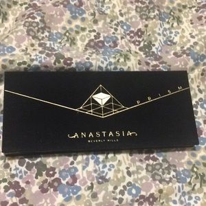 Anastasia Prism Eyeshadow Palette